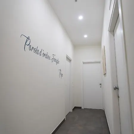 Casa Davorio 萨莱诺